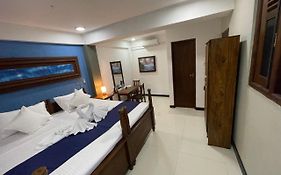 Rush City Hotel Kandy